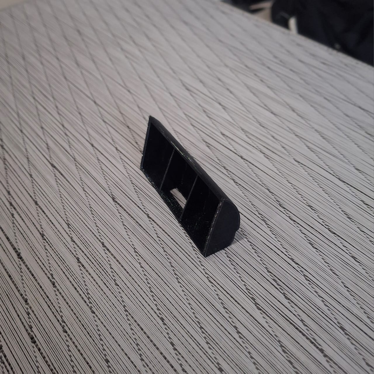 BMW E36 Sedan Door Card Clips – Set of 20