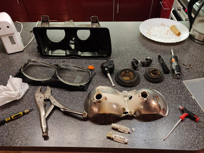 BMW E36 Headlight Adjusters x2 – close-up