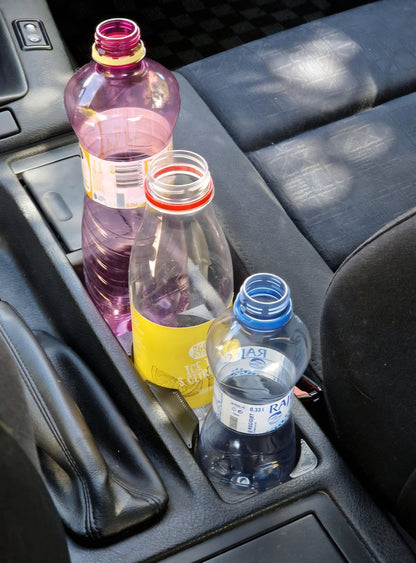 BMW E36 Cupholder Basic – installed