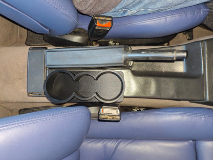 BMW E30 Cupholder Center