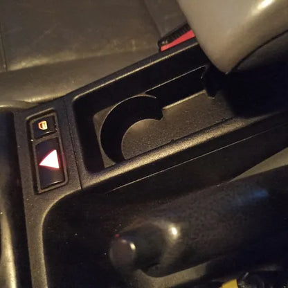 BMW E46 Cupholder – close-up