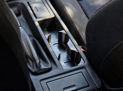 BMW E36 Cupholder Basic – close-up